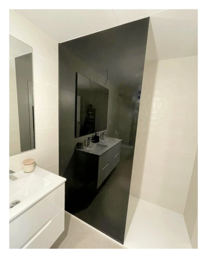 Mampara de ducha vidrio oscuro