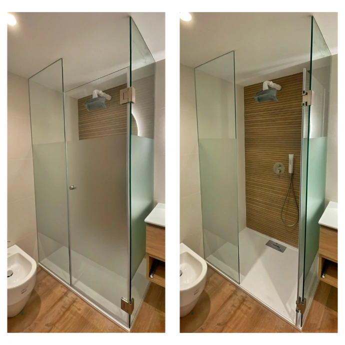 Mampara de ducha fijo y puerta abatible con vinilos, acabado plata