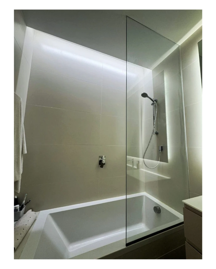 Mampara para bañera, vidrio fijo incoloro