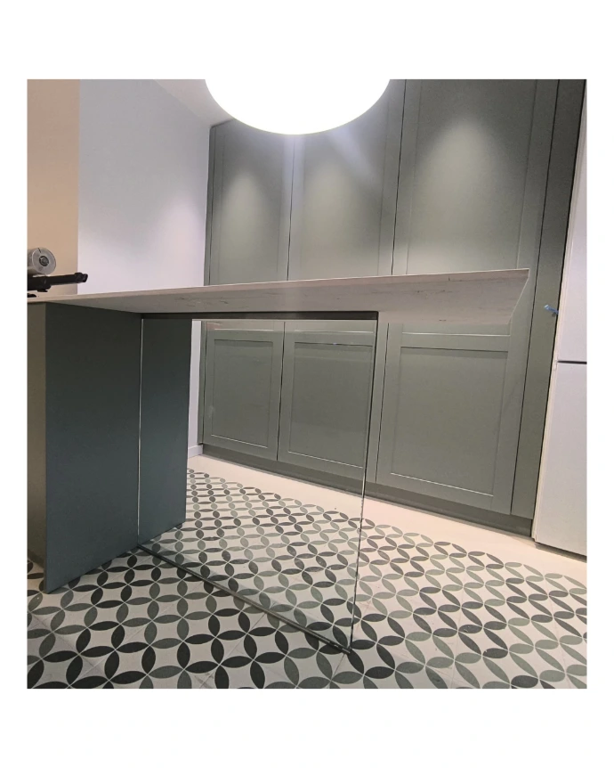 Vidrio para pie de encimera